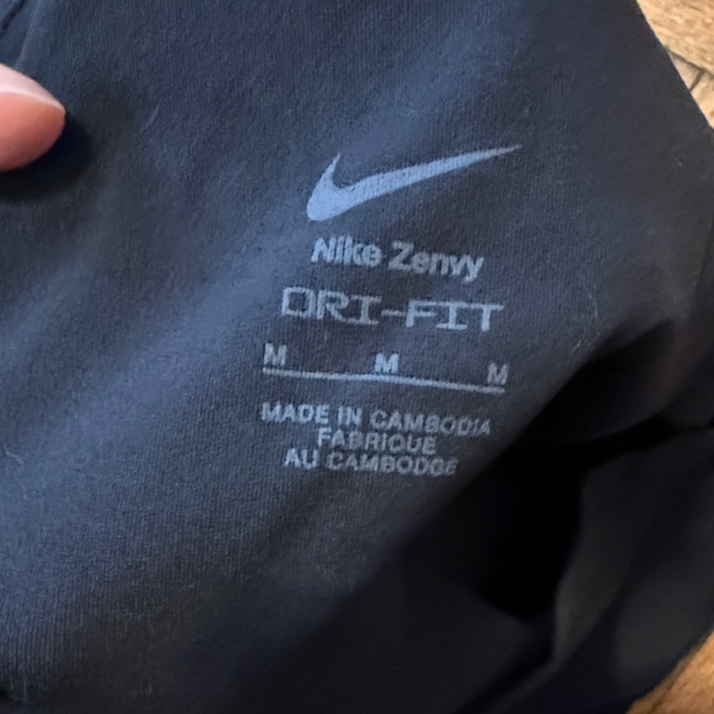 Nike Women's Zenvy Black Athletic Shorts - Picture 3 of 3